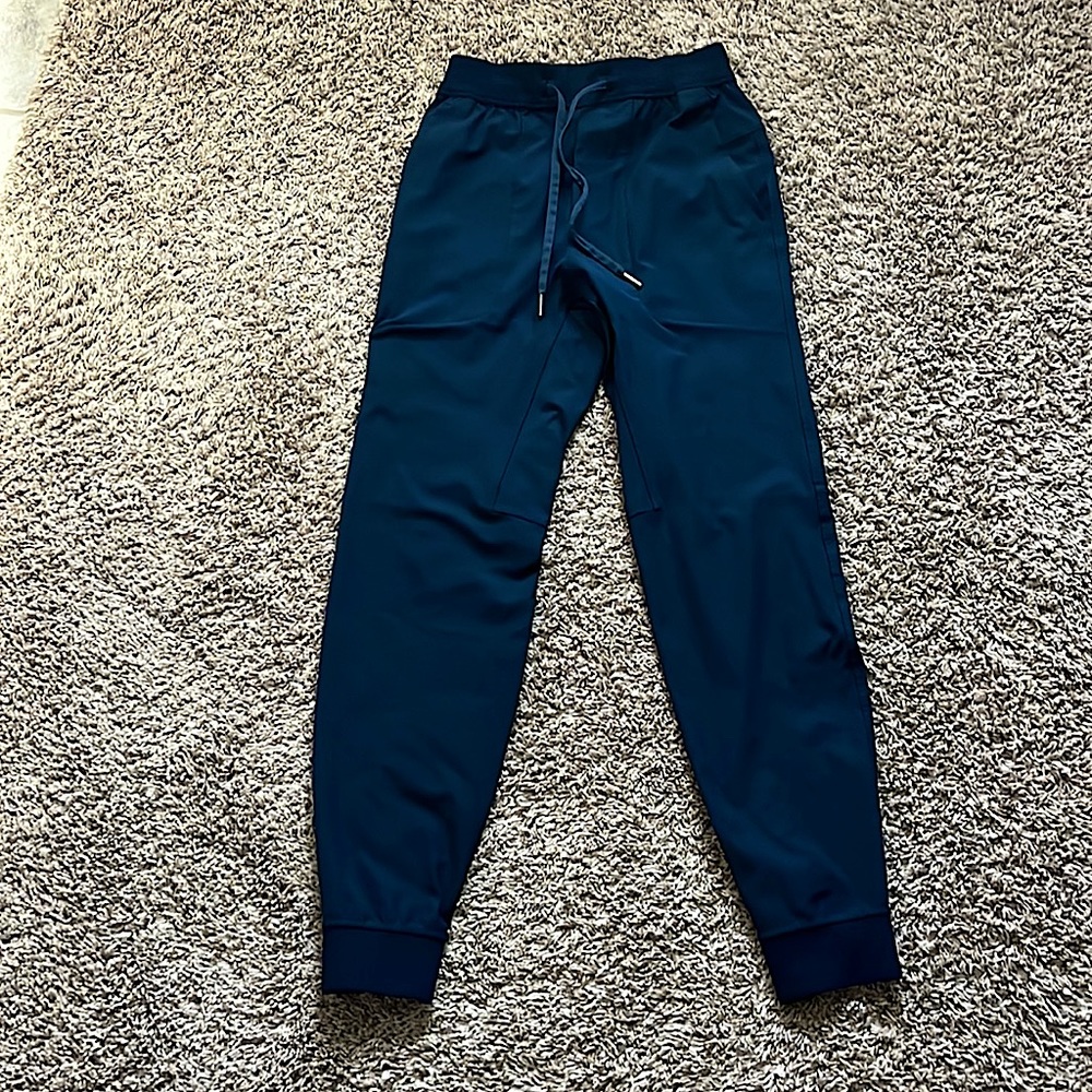 Lululemon Navy Blue XS Sweat pants